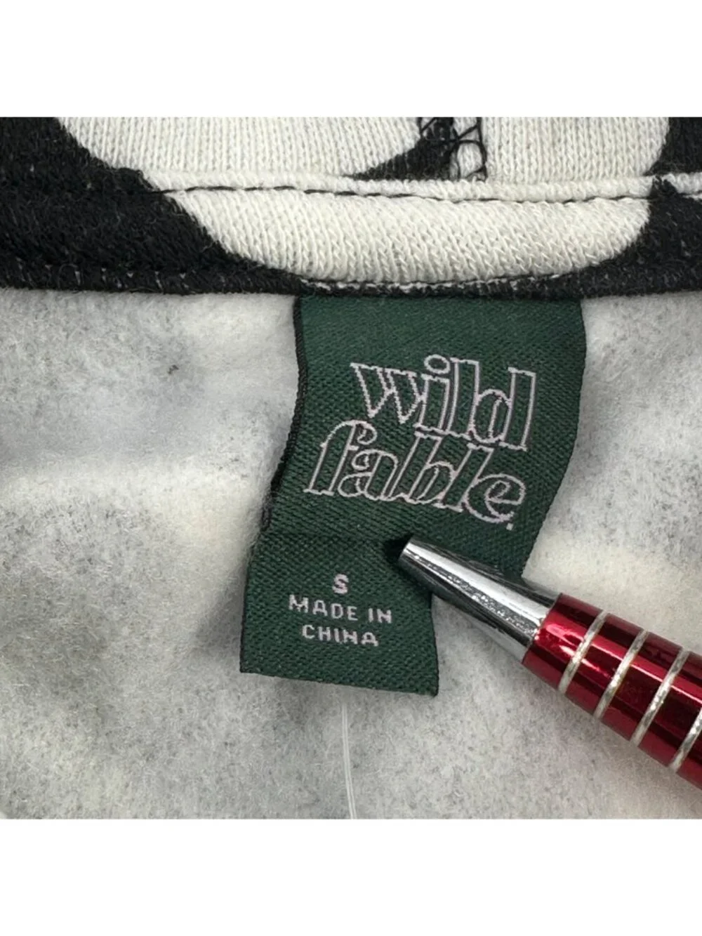 Wild Fable Women's Size Small Hoodie Cropped Black White Floral Squares New - Picture 5 of 14